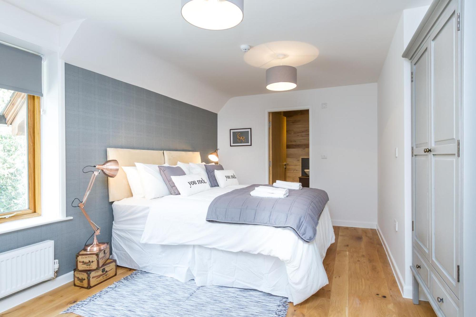 The Cedars, Pullwood Bay Holiday home *